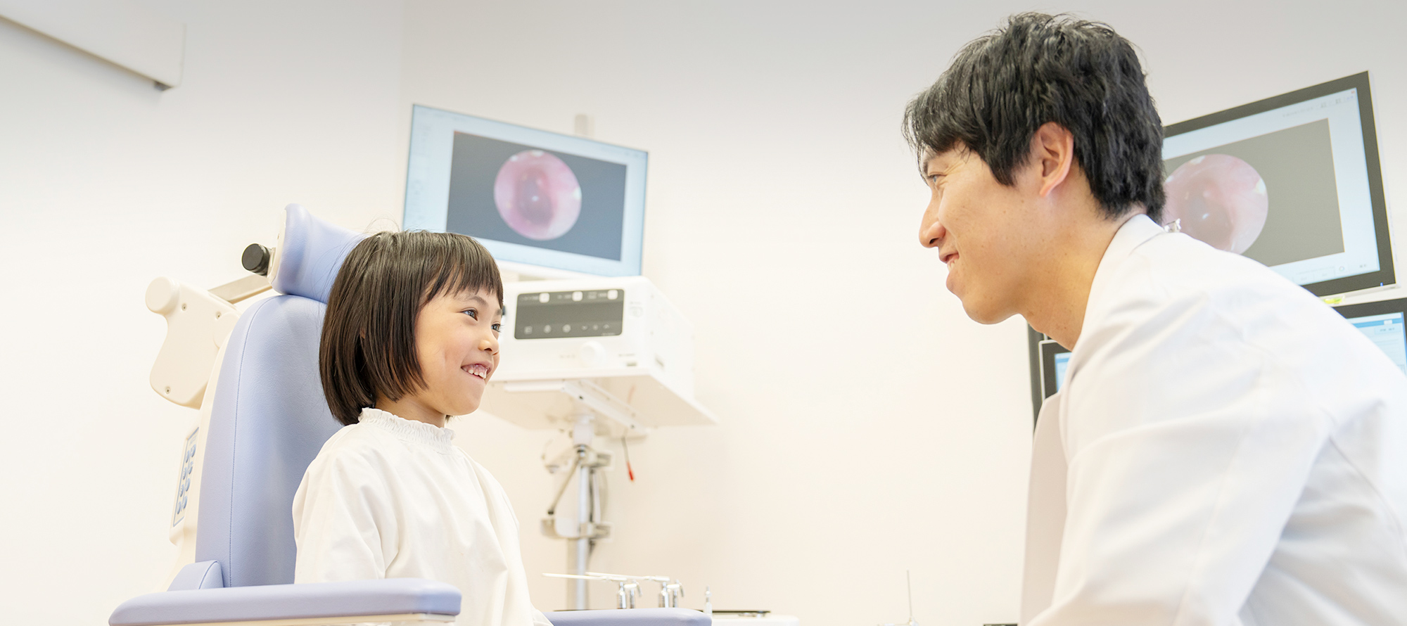 お子さんからお年寄りの方まで信頼関係を大切にし、納得のいく丁寧な治療を