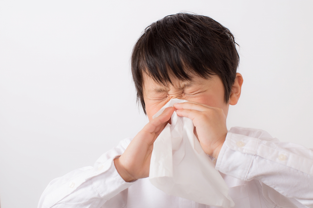 子どもの鼻水・鼻づまりで病院を受診する基準は？